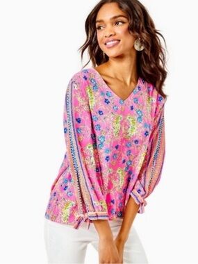 Lilly Pulitzer Pamala Lileeze Prosecco Pink Top in Tigress Garden
